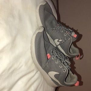 Grey Nike Roshes